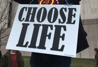 Historic, new day: Supreme Court strikes down Roe v. Wade