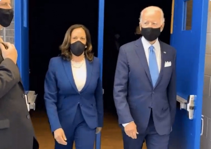 Harris and Biden at their first speaking appearance together since Harris&#039;s announcement as VP nominee