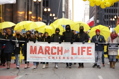 Midwesterners in the thousands rally, march at &ldquo;ground zero" in the fight for life
