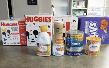 Tens of thousands of diapers and baby wipes, hundreds of cans of formula, and tens of thousands of dollars in gift cards were donated for the World&#039;s Largest Baby Shower