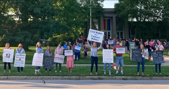 Local group&#039;s innovative resistance efforts thwart Planned Parenthood project