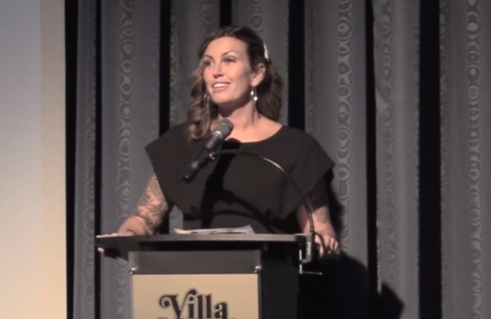 Kelly Lester speaks at the Pregnancy Decision Health Centers gala 